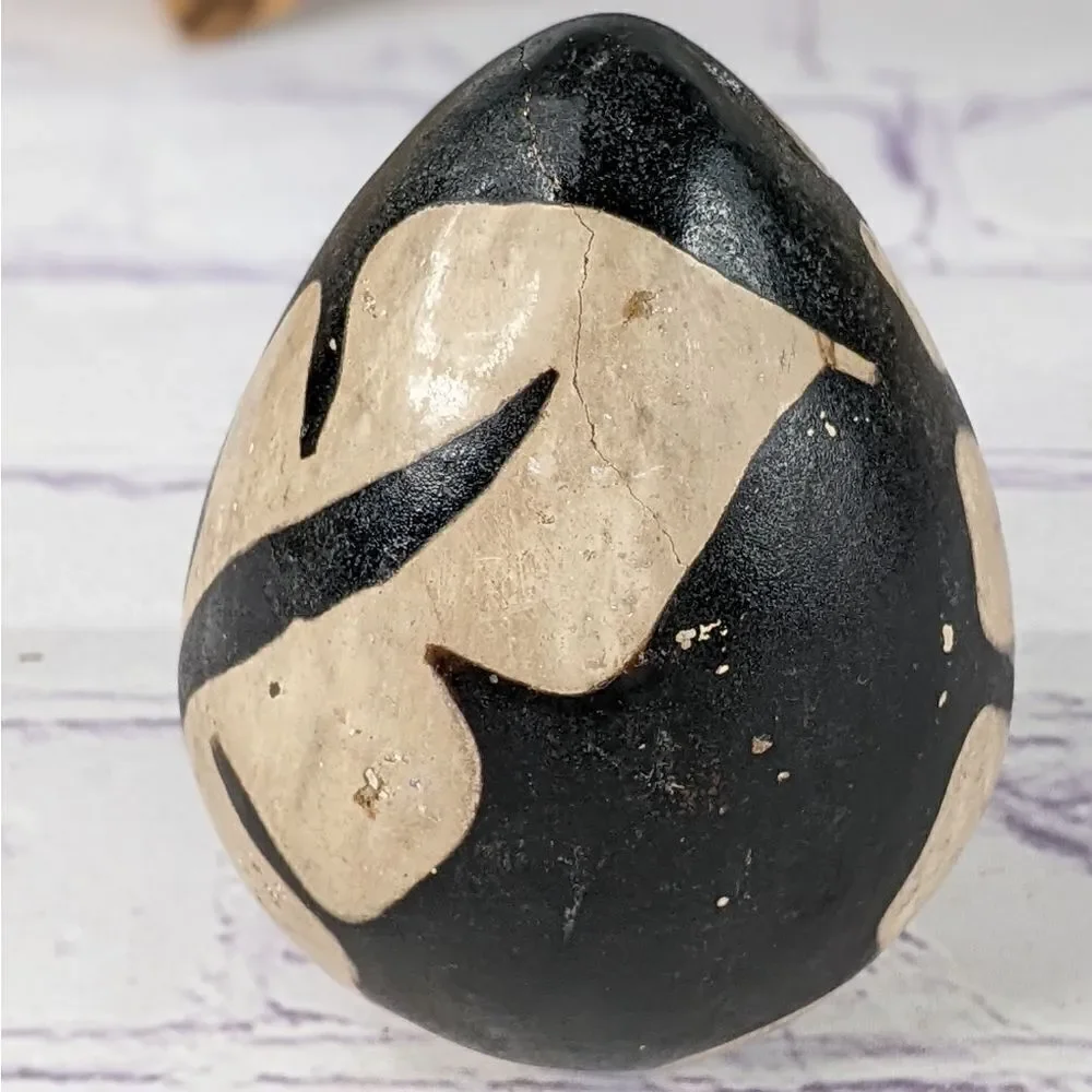 Vintage Peruvian Chulucanas Pottery Egg From Peru
